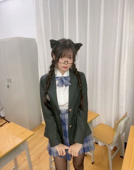 妻子8免费的电视剧_DVD免费电视剧